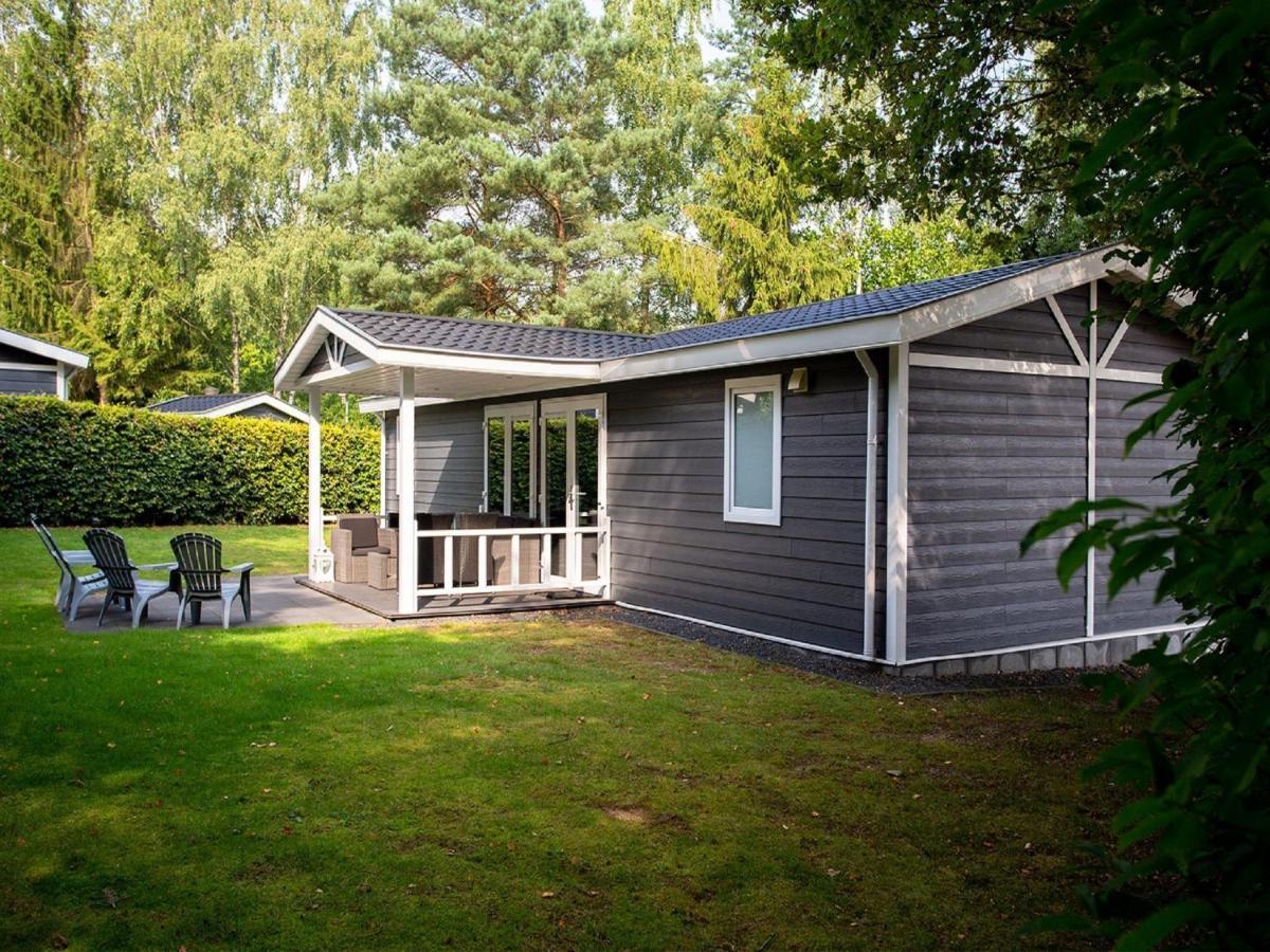 Modern Chalet With Covered Terrace In Nature Rhenen Exterior photo